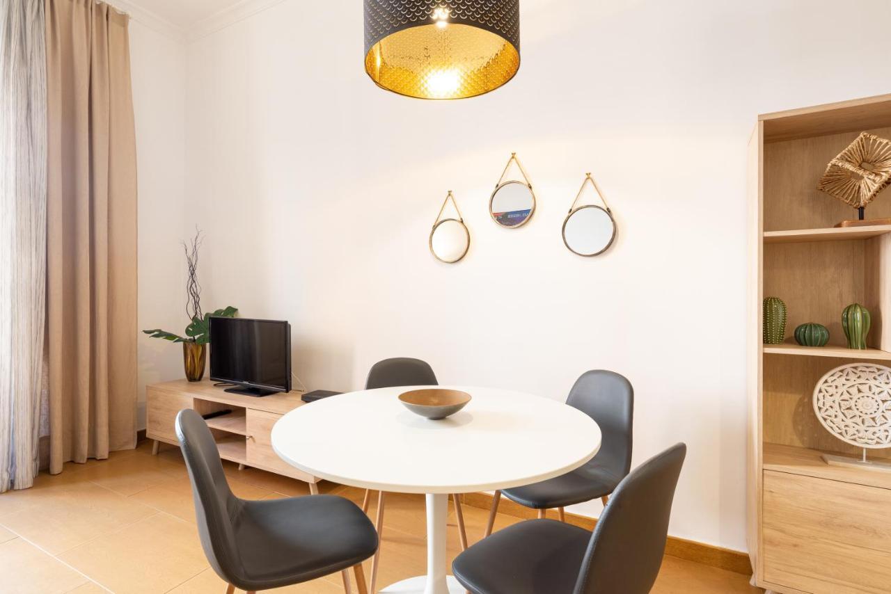 Ferienwohnung Dobo Malaga Puerto Exterior foto