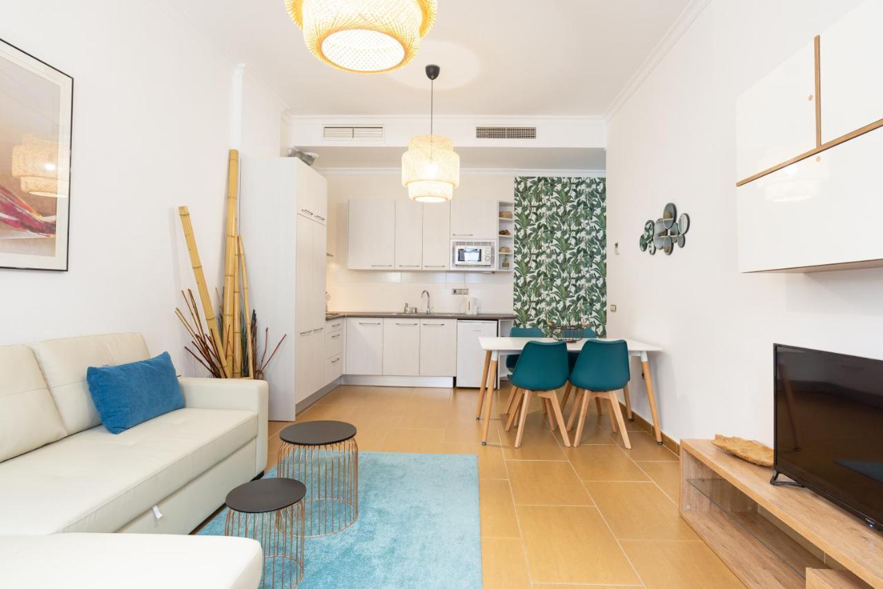 Ferienwohnung Dobo Malaga Puerto Exterior foto