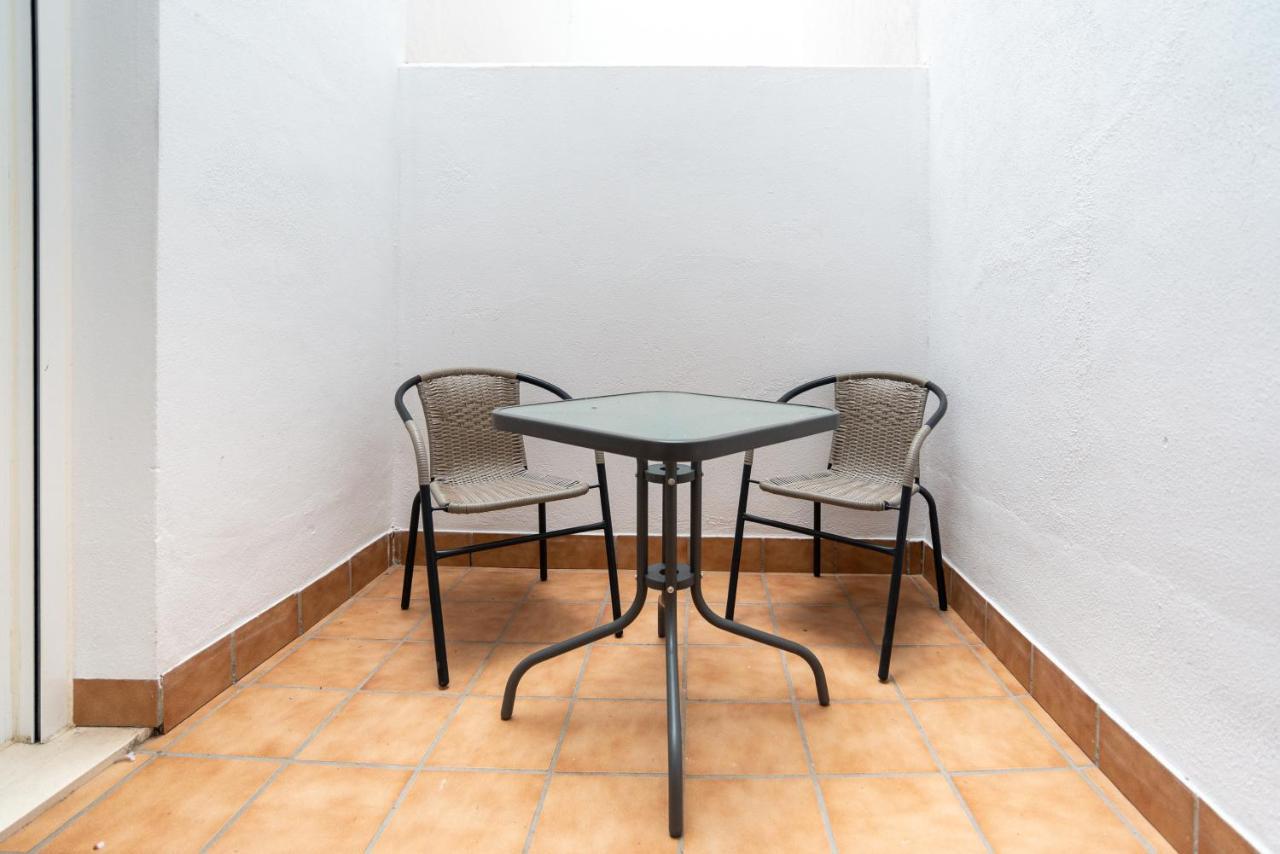 Ferienwohnung Dobo Malaga Puerto Exterior foto