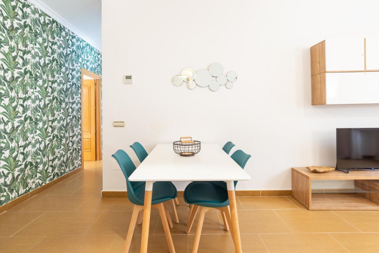 Ferienwohnung Dobo Malaga Puerto Exterior foto
